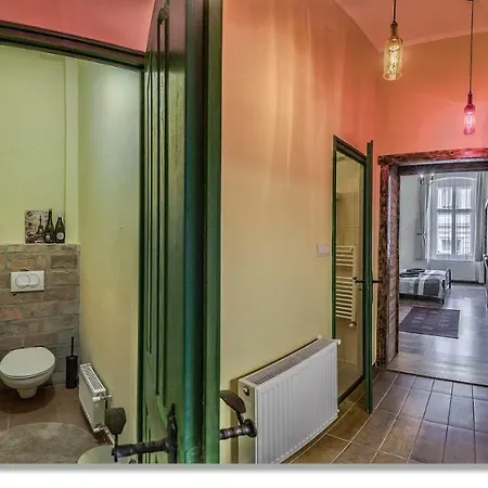 Wine Cellar Boutique Homestay Budapest